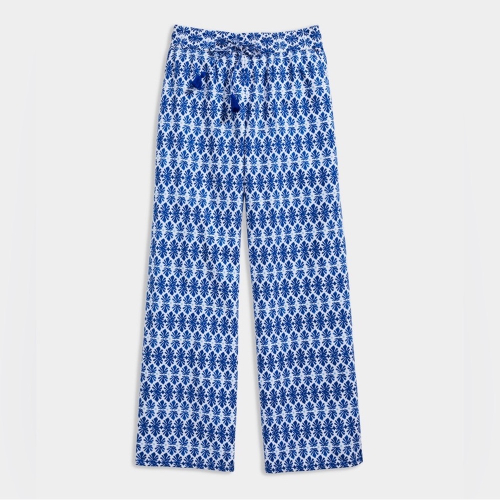 Vineyard Vines Blue and White Patterned Pants